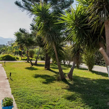 Aparthotel Yiannis And